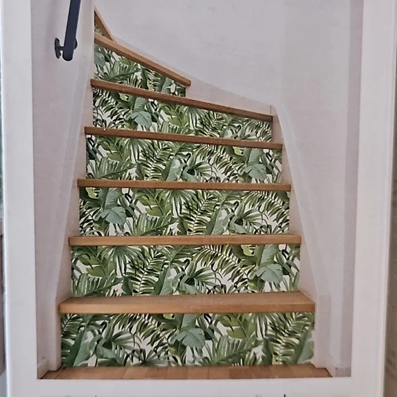 WALL POPS peel and stick wallpaper palm leaves 🍃 - Picture 8 of 15